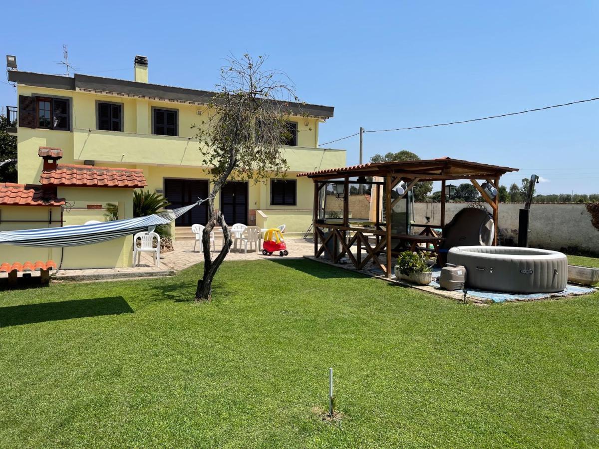 B&B Brunos&Brunos Anzio Exterior photo